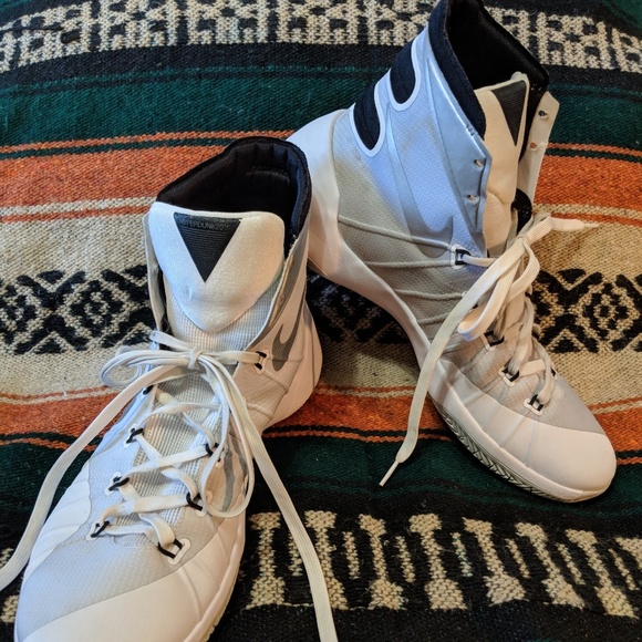Nike Other - Nike Basketball Hyperdunk 2015 - Size 13